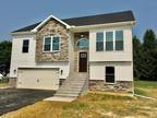 2692 Community Dr, Moore Township, PA 18014