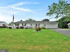 608 Plymouth Dr, Myerstown, PA 17067