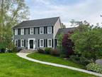 19 Meadowview Ct, Watertown, CT 06795