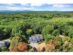 16 Stonehedge Dr, La Grange, NY 12603