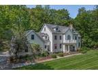 100 Valley Rd, New Canaan, CT 06840