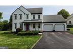 7 Behrens Dr, Palmyra, PA 17078