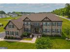 1901 Rainlilly Dr, Center Valley, PA 18034