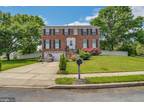 831 Hunters Dr, Woodbury, NJ 08096