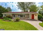 15 Mather Ave, Broomall, PA 19008
