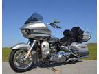 2016 Harley-Davidson FLTRUSE CVO ROAD GLIDE ULTRA SCREAMIN EAGLE BAGGER