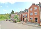 4 bedroom in Stroud Gloucestershire GL5