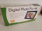 Venturer DPF811SE 8" Digital Picture Frame