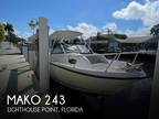 24 foot Mako 243