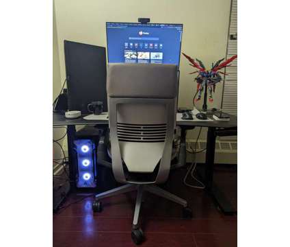 Steelcase Gesture Łeather Fully Loaded {Free Delivery} 2 Colors is a Grey Office Equip &amp; Supplies for Sale in Toronto ON