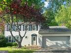 12722 Fantasia Dr, Herndon, VA 20170