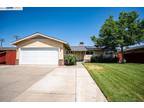 720 Poplar Ave, Manteca, CA 95336