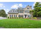6 Purcell Ct, Potomac, MD 20854