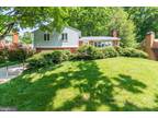 5721 Rossmore Dr, Bethesda, MD 20814