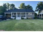 7316 Wayne Dr, Annandale, VA 22003