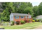 4854 Langer Ln, Woodbridge, VA 22193