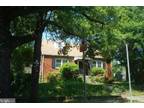6218 44th Ave, Riverdale, MD 20737