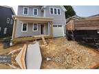 2722 1st Rd S, Arlington, VA 22204