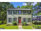 15496 Cliffview Dr, Dumfries, VA 22025