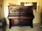 1902 Kingsbury upright piano