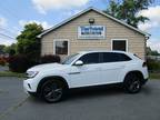 2021 Volkswagen Atlas White, 32K miles