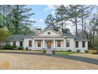 1019 Foxcroft Rd NW, Atlanta, GA 30327