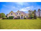29 Halladay Ave W, Suffield, CT 06078