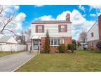 218 Hudson Ave, Roosevelt, NY 11575