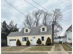 16 Grant Ave, Bethpage, NY 11714