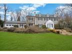 130 Sycamore Dr, East Hills, NY 11576