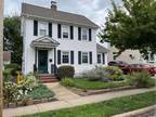 390 Burkhard Ave, Mineola, NY 11501