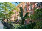 453 W 24th St #House, New York, NY 10011