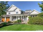 6 Carlyle Dr, Glen Cove, NY 11542