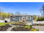 22 Maple Ave Ext, Bethel, CT 06801