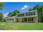 828 Evansburg Rd, Collegeville, PA 19426