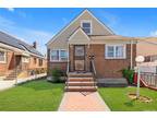 109-25 207th St, Queens Village, NY 11429