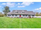 26 New England Dr, Wallingford, CT 06492