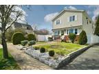 964 Cathedral Ave, Franklin Square, NY 11010