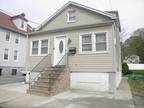 576 Seventh Ave, Pelham, NY 10803