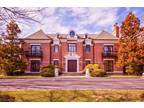 8 Orchard Ln, Old Westbury, NY 11568