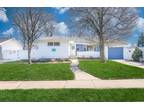 1840 Fairhaven Rd, East Meadow, NY 11554
