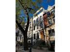 141 W 95th St #House, New York, NY 10025