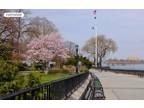 416 E 81st St #3C, New York, NY 10028