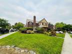 85-33 Radnor St, Jamaica, NY 11432