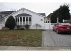 3017 Fortesque Ave, Oceanside, NY 11572