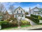 13 Monroe St, Port Washington, NY 11050