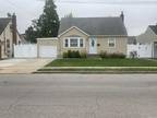 2282 5th St, East Meadow, NY 11554