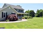 8 meadow wood ln Landenberg, PA