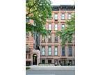 134 E 62nd St #House, New York, NY 10065