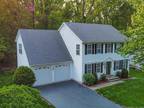19 Barberry Ct, Milford, CT 06460
